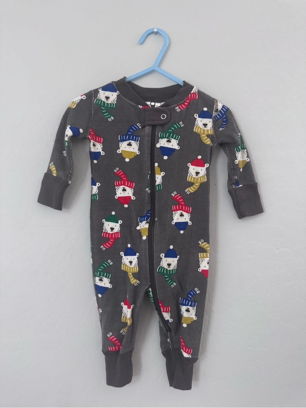 Hanna Andersson Organic Cotton Charcoal Bear Print Zip One-Piece 3-6 months